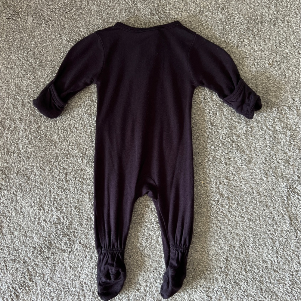 Larkspur sleeper baby newborn black bamboo zippie stretch minimal casual - Picture 2 of 5